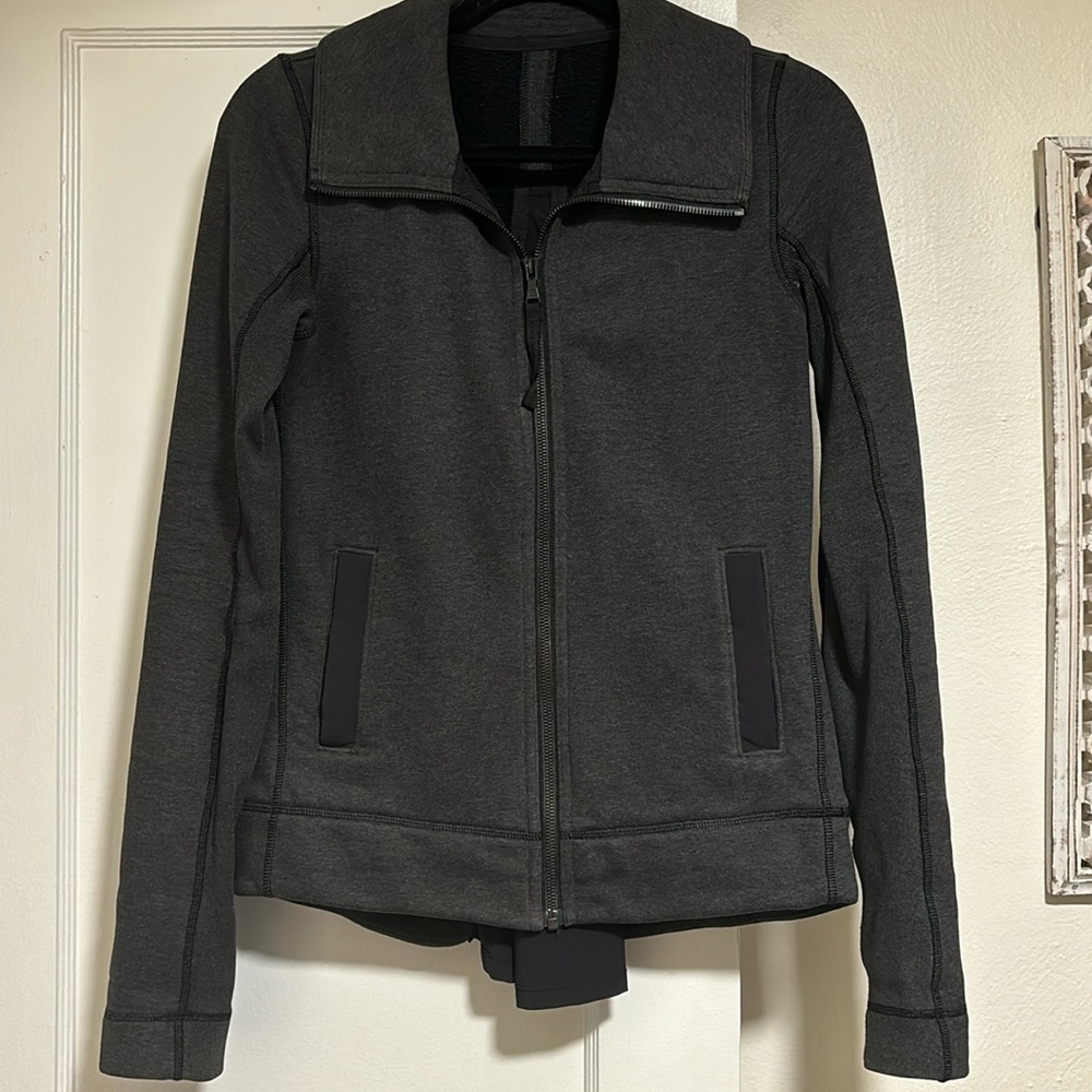 Lululemon dark grey sweatshirt jacket with black detail
